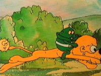 Greenie jumps onto the lion